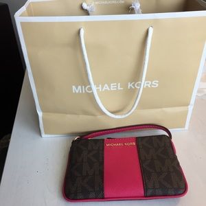 Michael Kors Wristlet